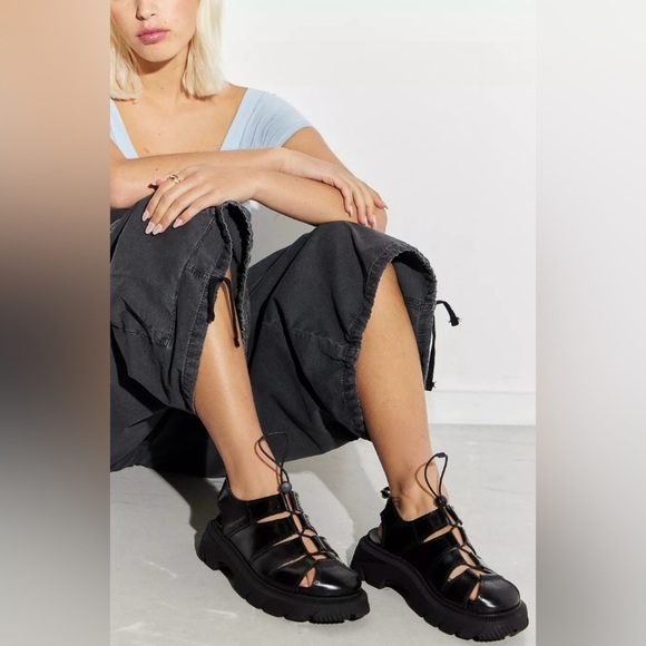 E8 By Miista Eunice Black Sandals EU 37 or 6.5 US NIB - Picture 2 of 16